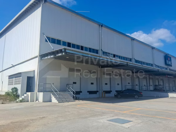 Bodega rental in Parque Centenario Logistic Corp