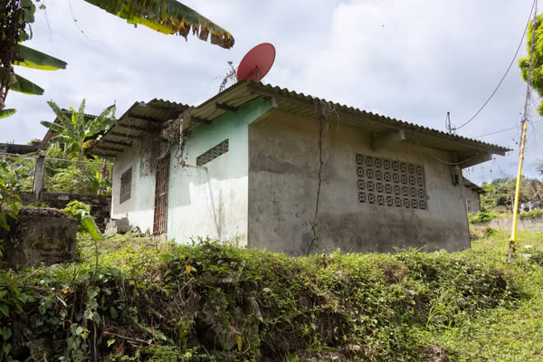 VENDO CASA EN COLÓN