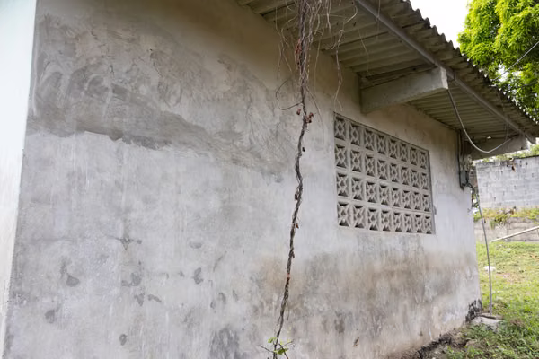 VENDO CASA EN COLÓN