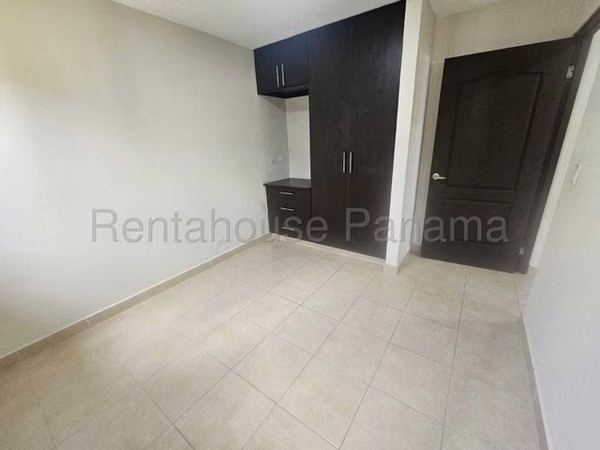 house for rent in costa verde the hills