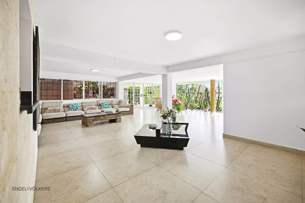 Single family house in Albrook (TMP)