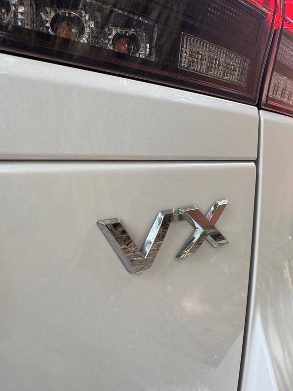 TOYOTA LANDCRUISER LC300 VX 2024