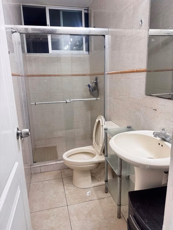 Alquiler en Avenida Balboa, 3 recamaras, con Línea Blanca y Área Social – $1,150