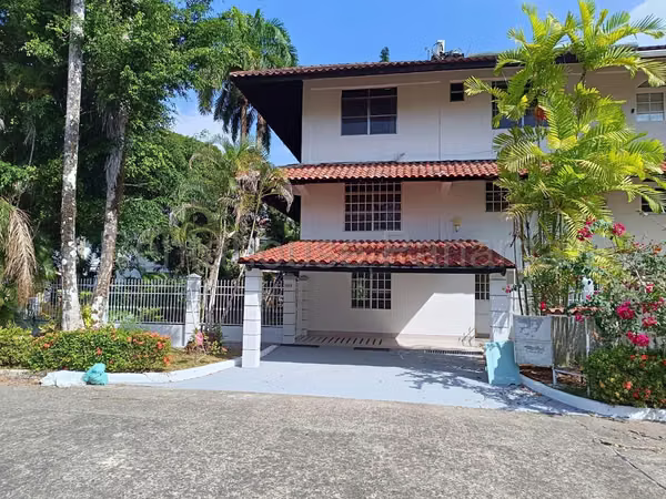 Casa en Venta en Clayton AFC 26-6424