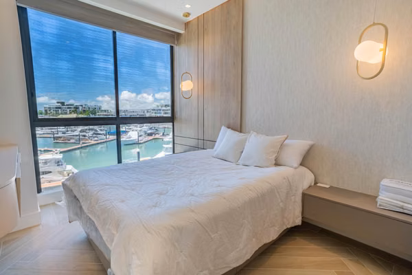OCEAN REEF-124; SEA HOUSE