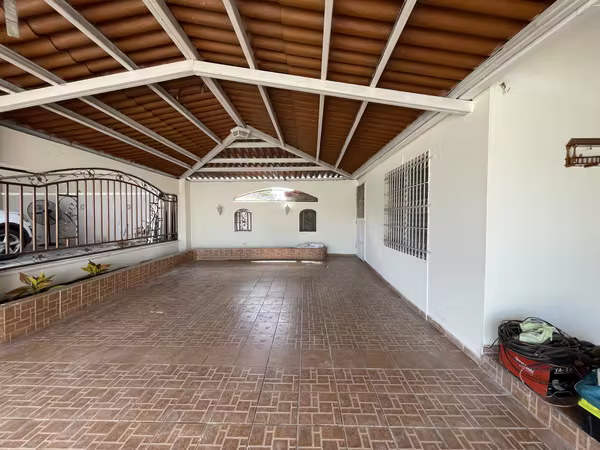 VENTA CASA EN SAN ANTONIO