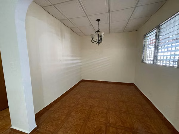 VENTA CASA EN SAN ANTONIO