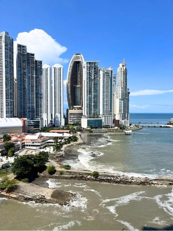Penthouse for Sale - Ocean Front Luxury
