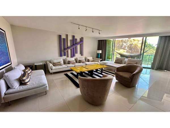 Apartment for sale in Allure at the Park