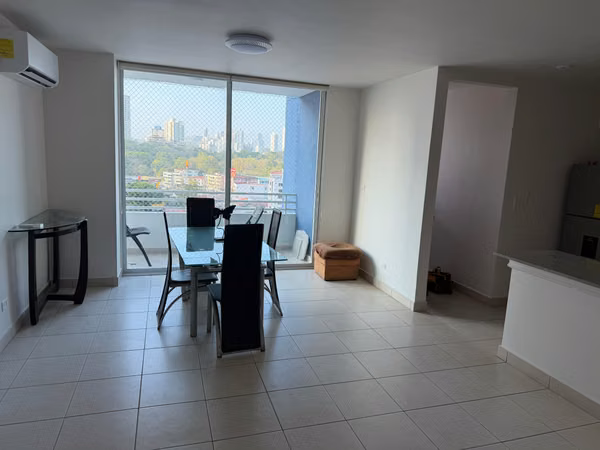C309J IS RENTED LARGE APARTMENT WITH WHITE LINE IN SAN FRANCISCO