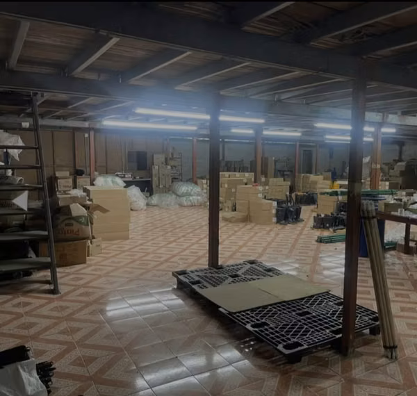 BARGAIN! LARGE WAREHOUSE FOR RENT IN PUEBLO NUEVO