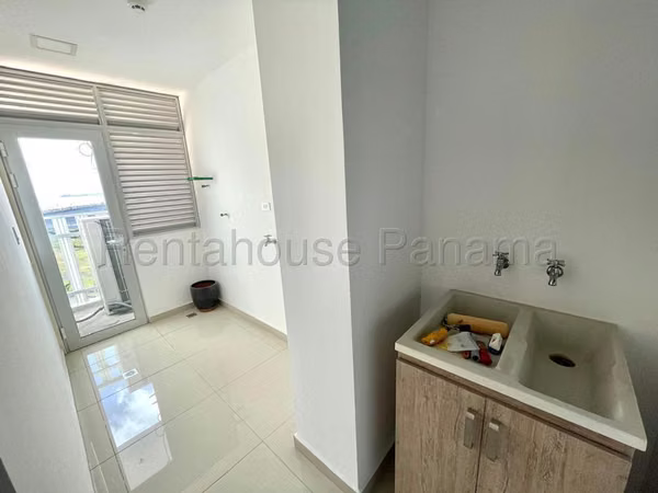 Apartment for Rent with Option to Buy in MAUI Luxury and Costa del Este CIG259997
