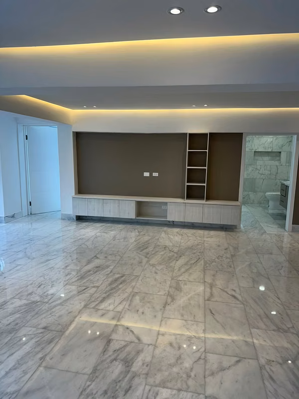 SALE OF HOUSE IN ALTOS DEL GOLF, PANAMÁ