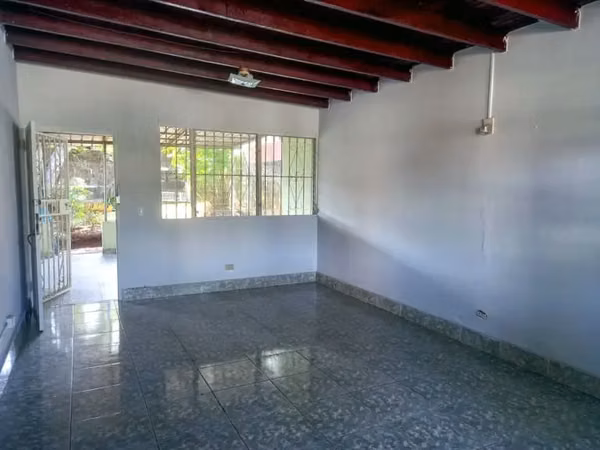 House is sold in Villa Cáceres