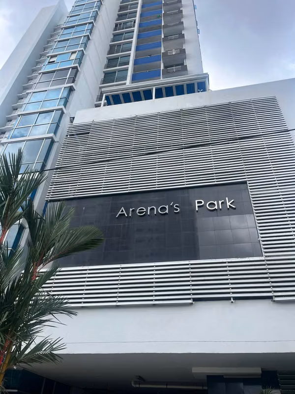 Banco Vende Apartamento en PH ARENAS PARK (dv)
