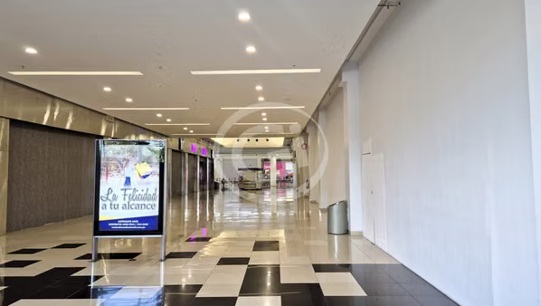 Local for Rent in Westland Mall 59.5 m ² Near Food Court