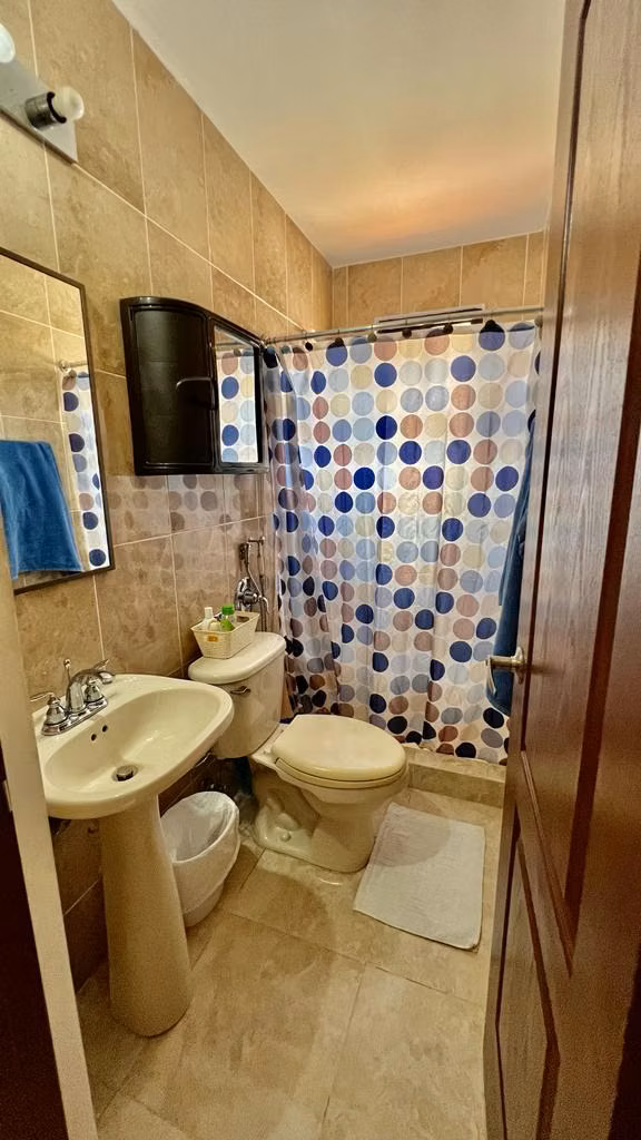 SE VENDE CASA LAS CUMBRES MIRADOR DEL LAGO  3 HABITACIONES