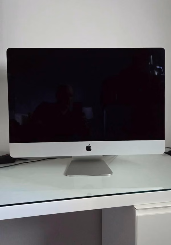 iMac 27” Retina 5K (Late 2014) – Buen estado