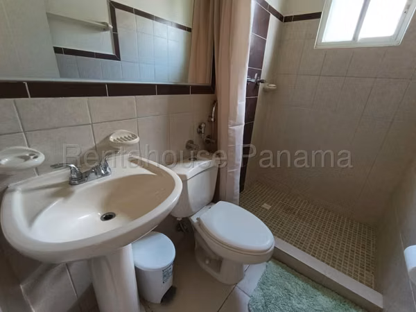 Casa En Alquiler En Arraiján ABS