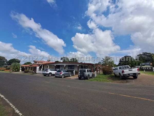 Casa Comercial En Alquiler En La Chorrera ABS