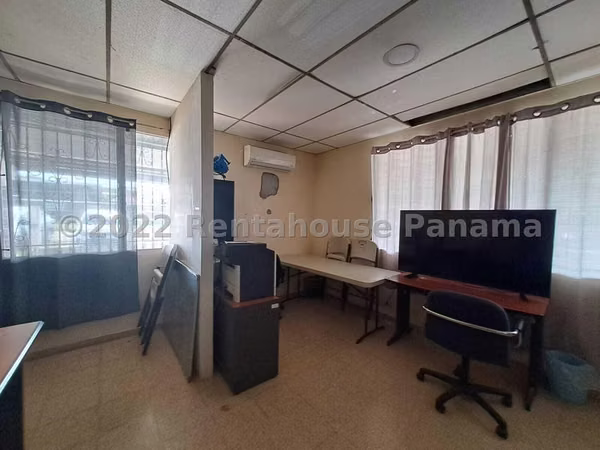 Casa Comercial En Alquiler En La Chorrera ABS