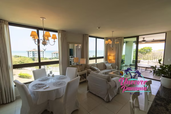 Elegant Contemporary Ocean-View Apartment in La Ensenada, PH Galeones