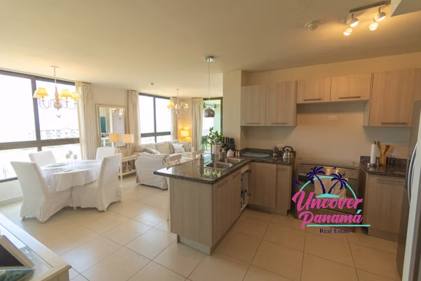 Elegant Contemporary Ocean-View Apartment in La Ensenada, PH Galeones