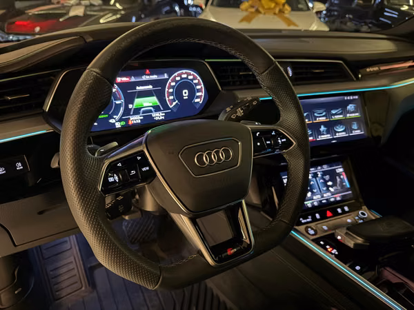 Audi e-tron S 2022