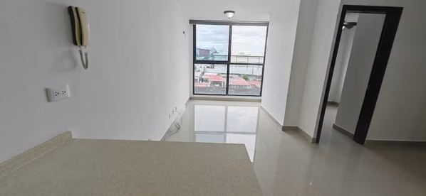 PH LUMA TOWER, PUEBLO NUEVO, CERCA A LA 12 DE OCTUBRE!!
