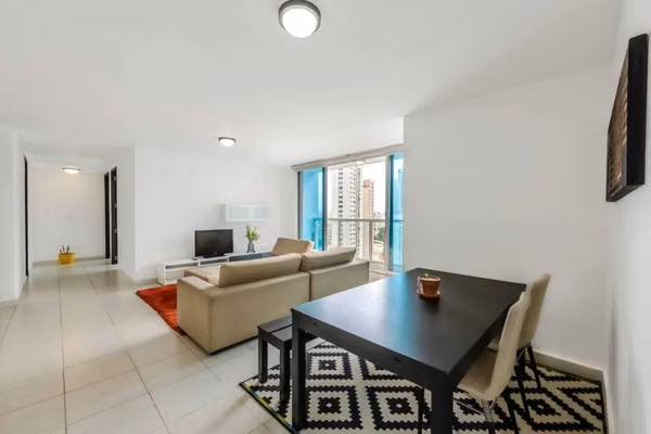 ALQUILO APARTAMENTO AMUEBLADO EN EL CANGREJO  2R, 2.5B, 115 MTS, 1750!!!