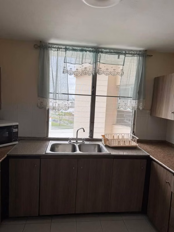 ALQUILO ACOGEDOR APARTAMENTO LINEA BLANCA 3R, 3B, 900!!!