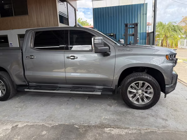 Venta de chevrolet Silverado High country