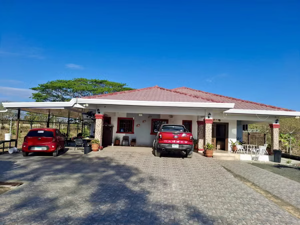 For Sale House in Las Tablas