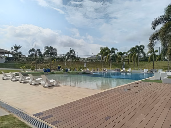 ALQUILER VENTA CASA  LA CHORRERA
