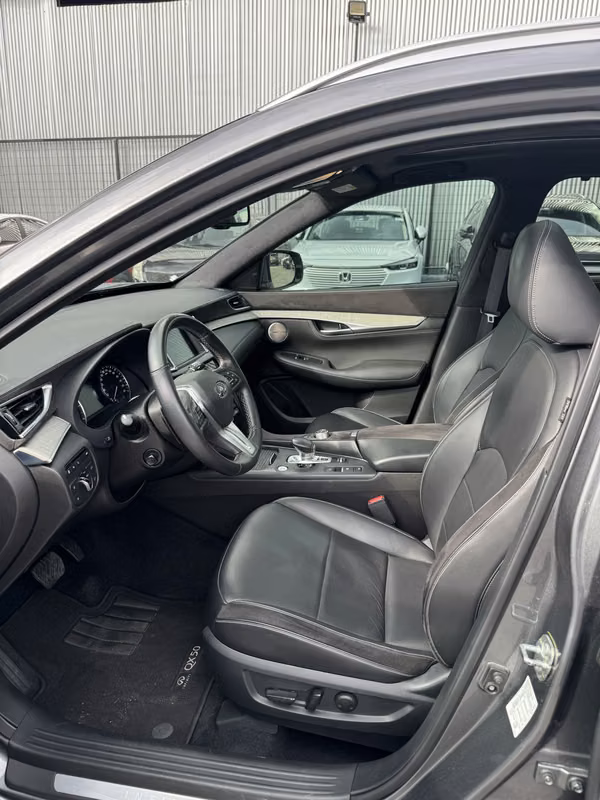 INFINITI QX50 2022