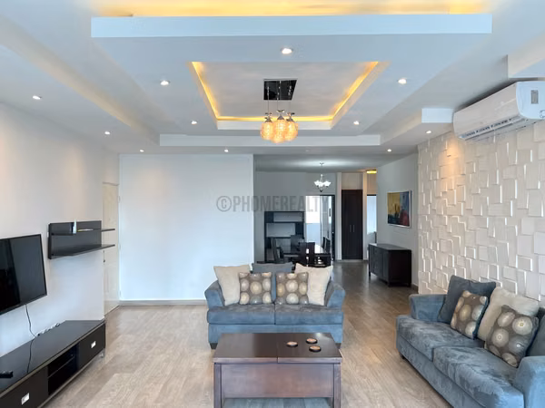 Espacioso apartamento en calle 50 para alquiler 169m2