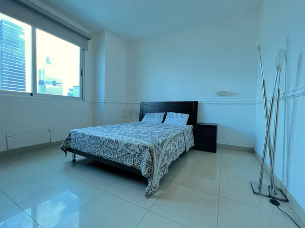 Espacioso apartamento en calle 50 para alquiler 169m2