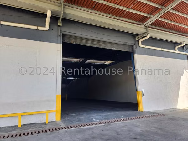 Gallery for Rent in Colón BDP