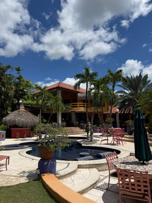 Sale Spectacular beach house in Punta Roca, San Carlos