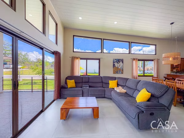 3-bedroom Home for sale in Alto Boquete with Mountain Views