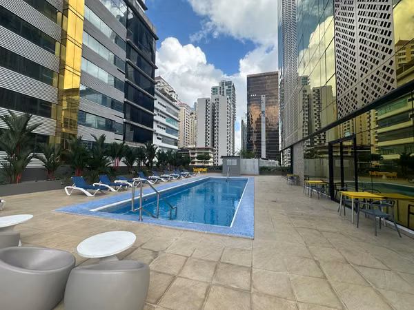 Sale of 2 Penthouse in grey work with direct lift - P.H. Downtown