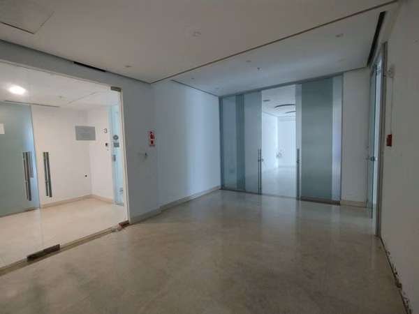 Office for Sale in Oceanía Business Plaza, Punta Pacífica – 309 m², Showroom, Bank-Owned Opportunity