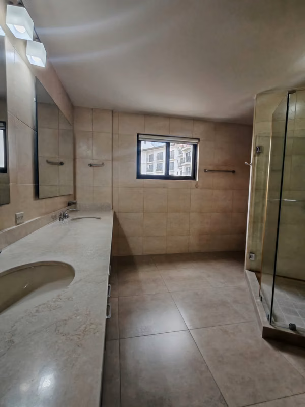 APARTMENT FOR SALE PH EMBASSY VILLAGE ANCÓN SPACIOUS &amp; EXCLUSIVE