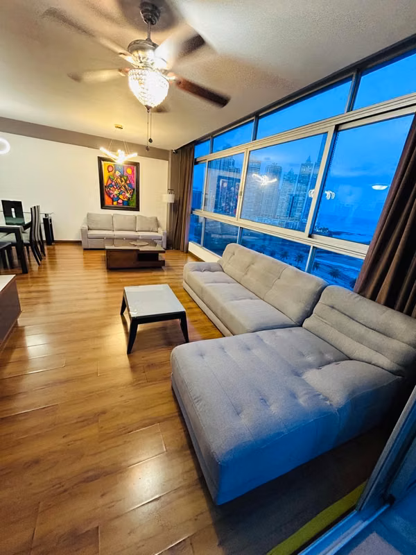FOR RENT BEAUTIFUL RENOVATED APARTMENT IN AVENIDA BALBOA