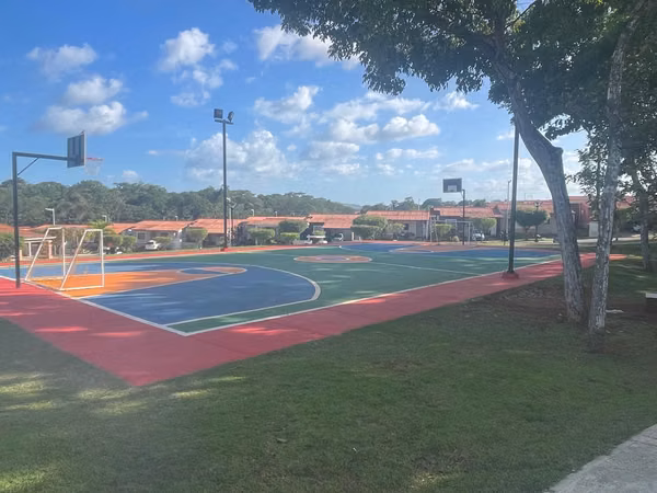 Vendo Casa en Arboledas, Los Olmos . Chorrera. ABS