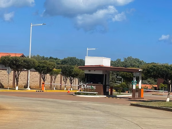 Vendo Casa en Arboledas, Los Olmos . Chorrera. ABS