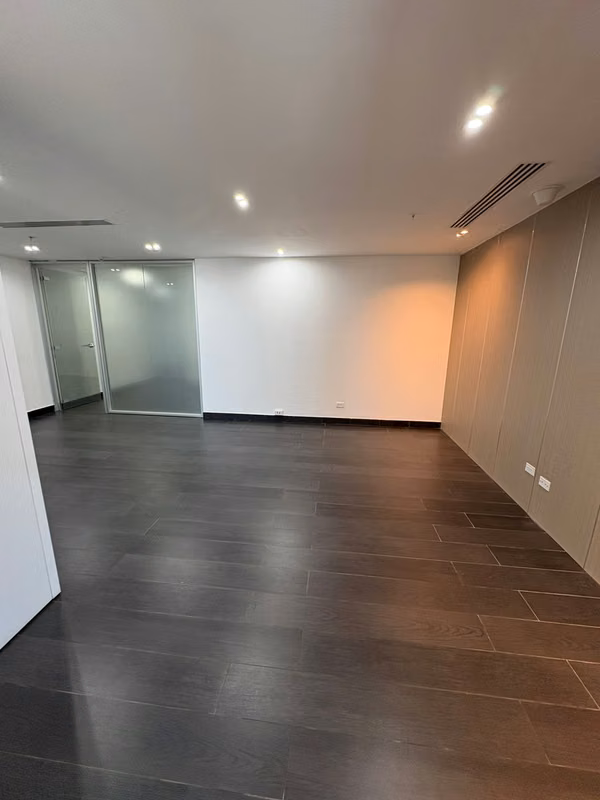 Office rental in Oceania Business