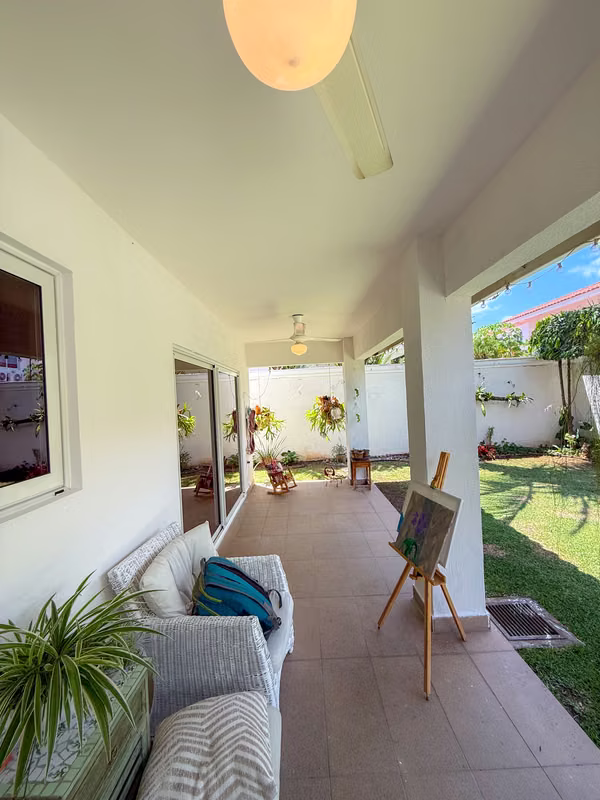 Alquilo Casa en Reserva de Versalles
