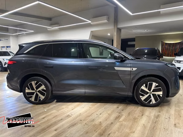 BYD TANG L