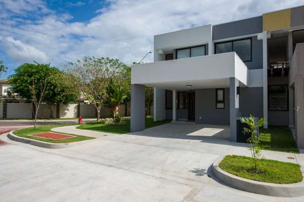 Houses for sale in Panama Pacifico, PH Imaterra; 173 m² of land and 184 m² of construction